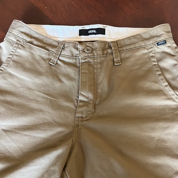 Men’s Vans Shorts - Picture 2 of 4